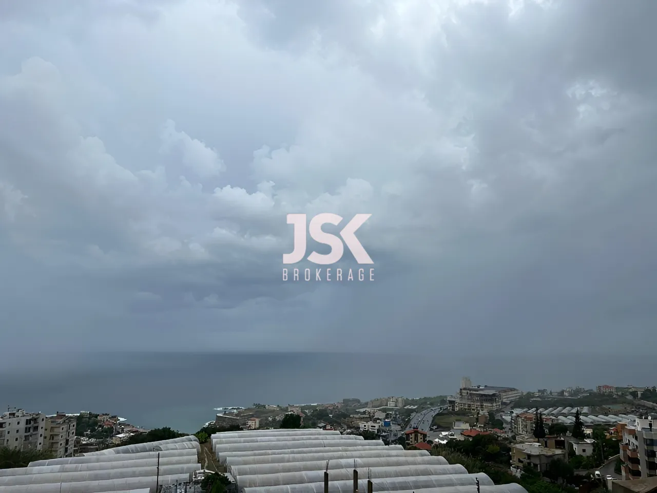 Apartment for Rent in Adma w Dafnah - 3 bed, 4 bath