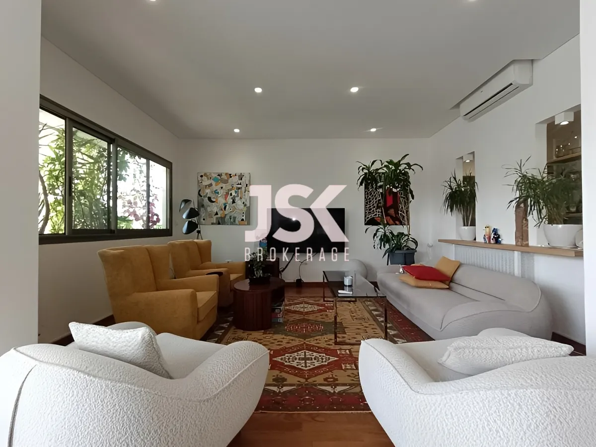 Apartment for Sale in Achrafieh, Beirut, Lebanon - 3 bed, 3 bath