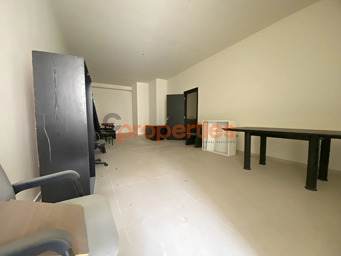 Office for Rent in Zalqa