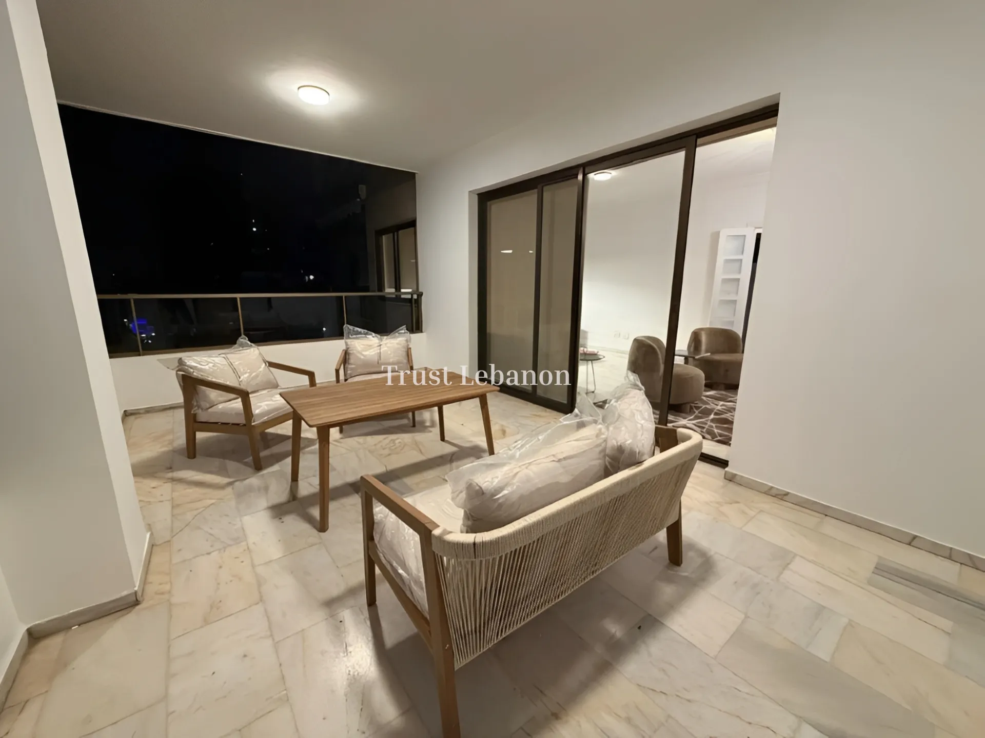 Apartment for rent in Achrafieh, Beirut, Lebanon - 3 bed, 3 bath