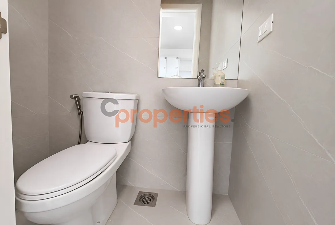 Office for Rent in Naqqache
