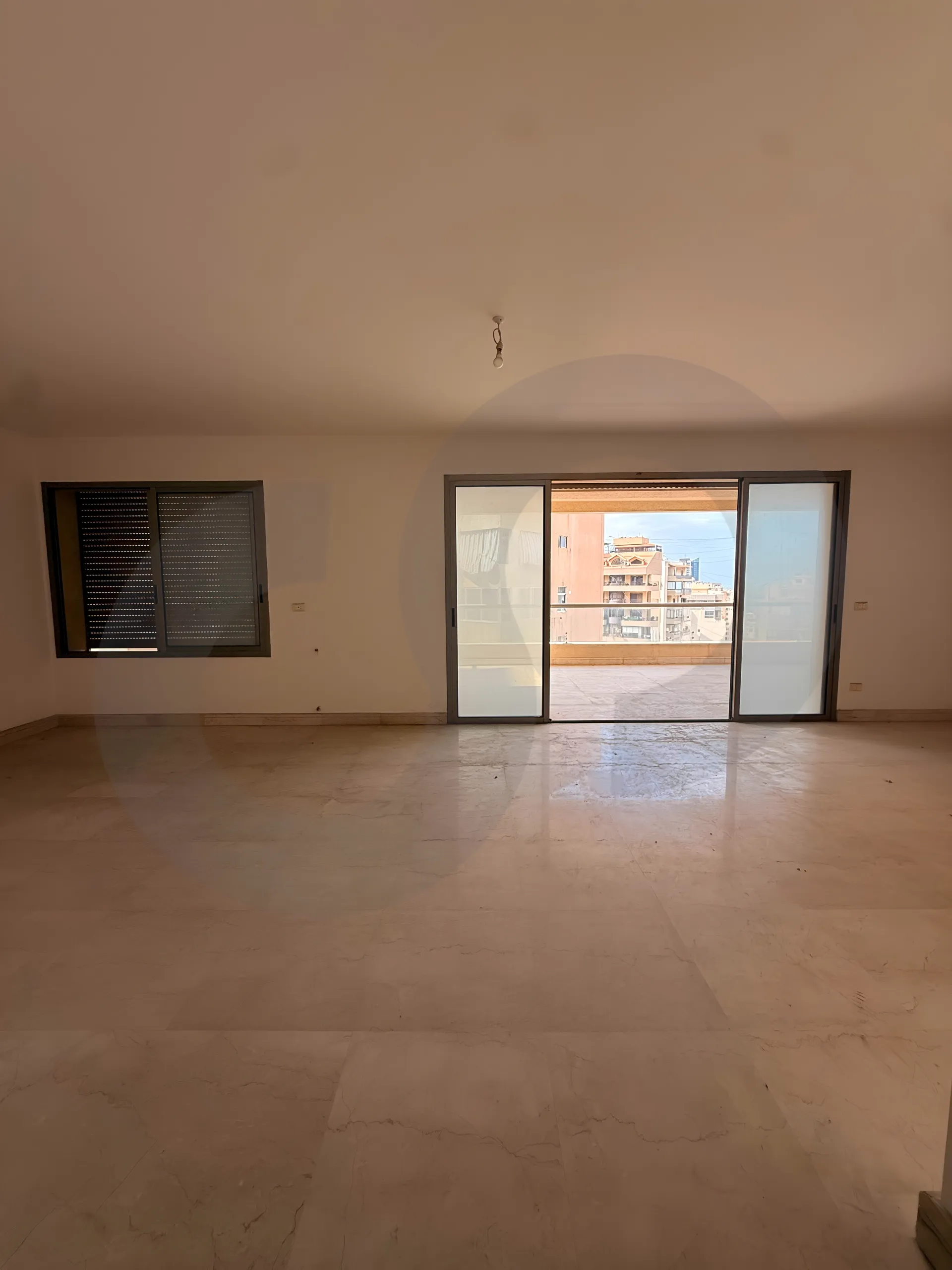Building for Sale in Zalqa