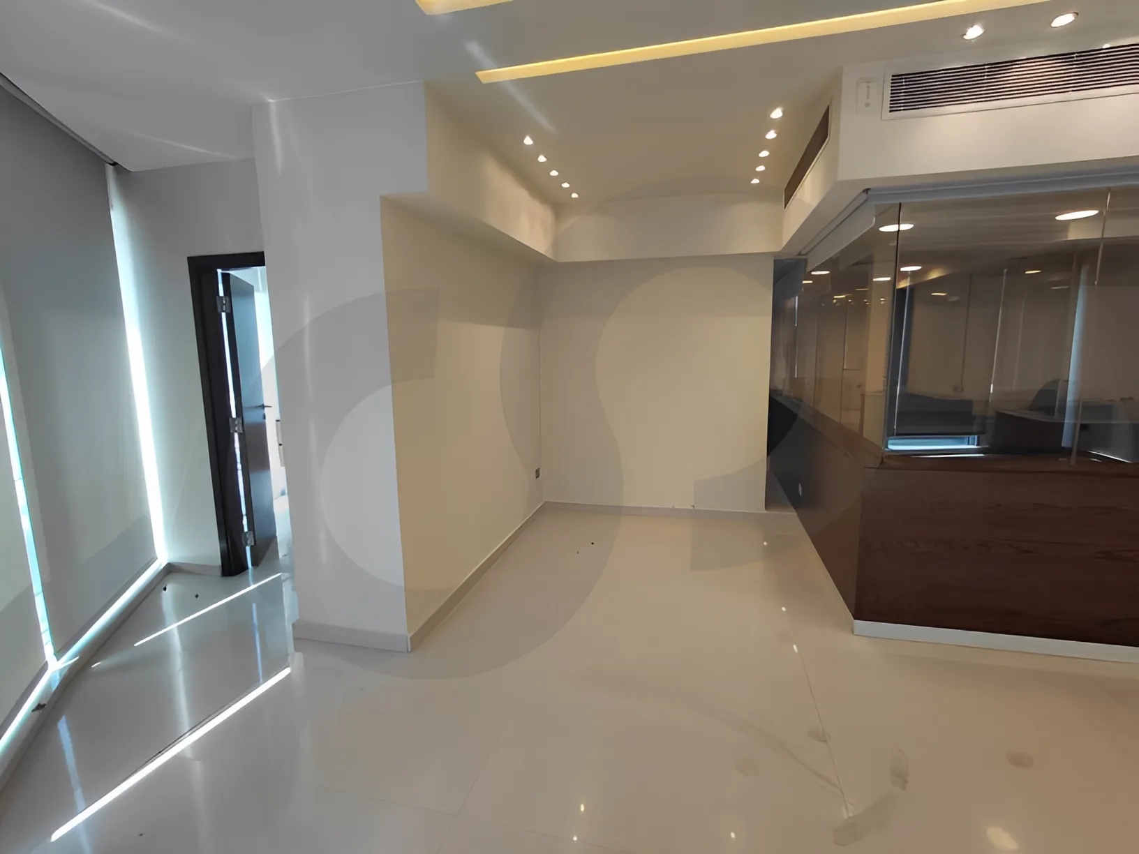 Office for Rent in Mkalles