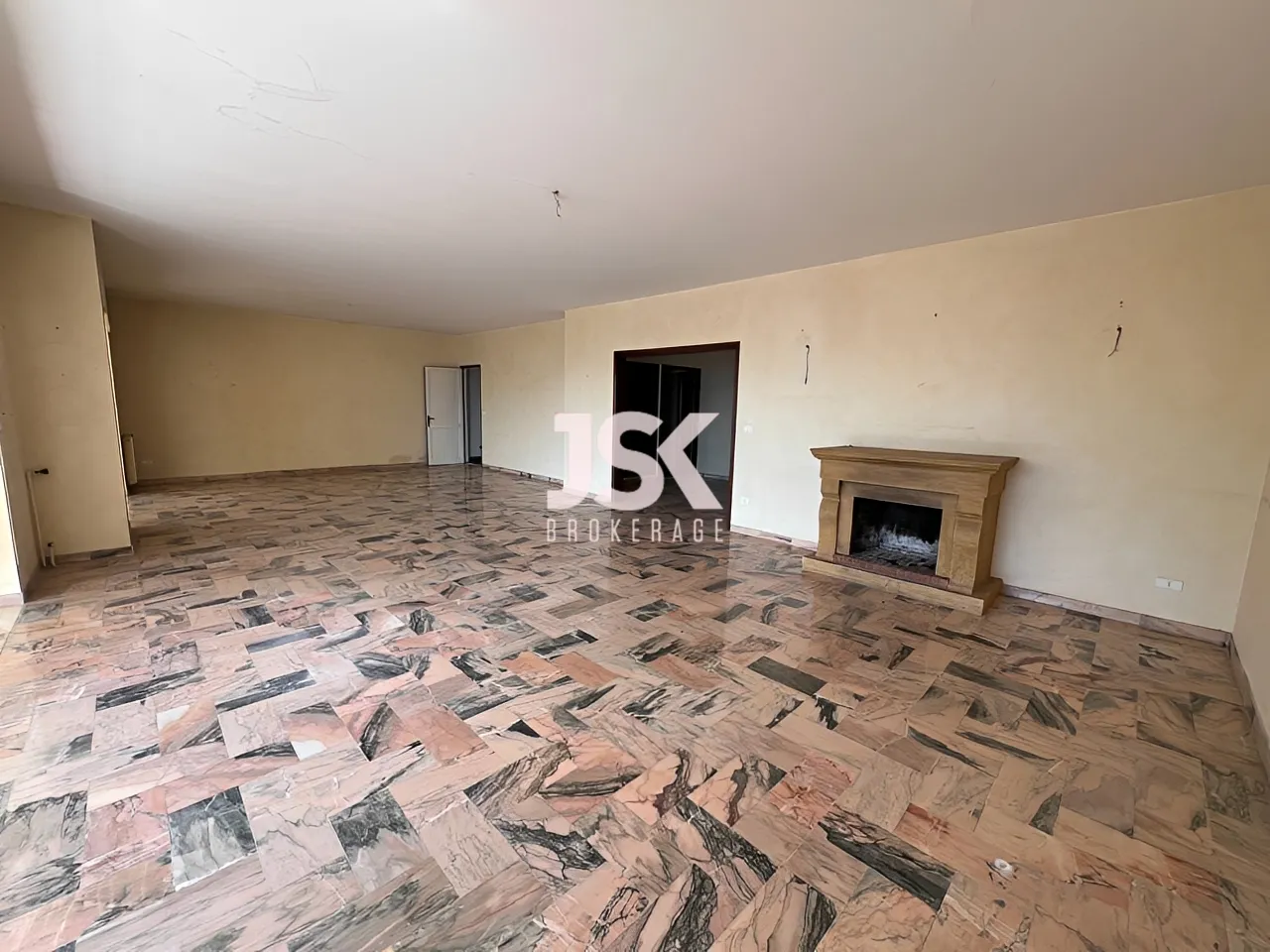 Villa for Sale in Baabdat
