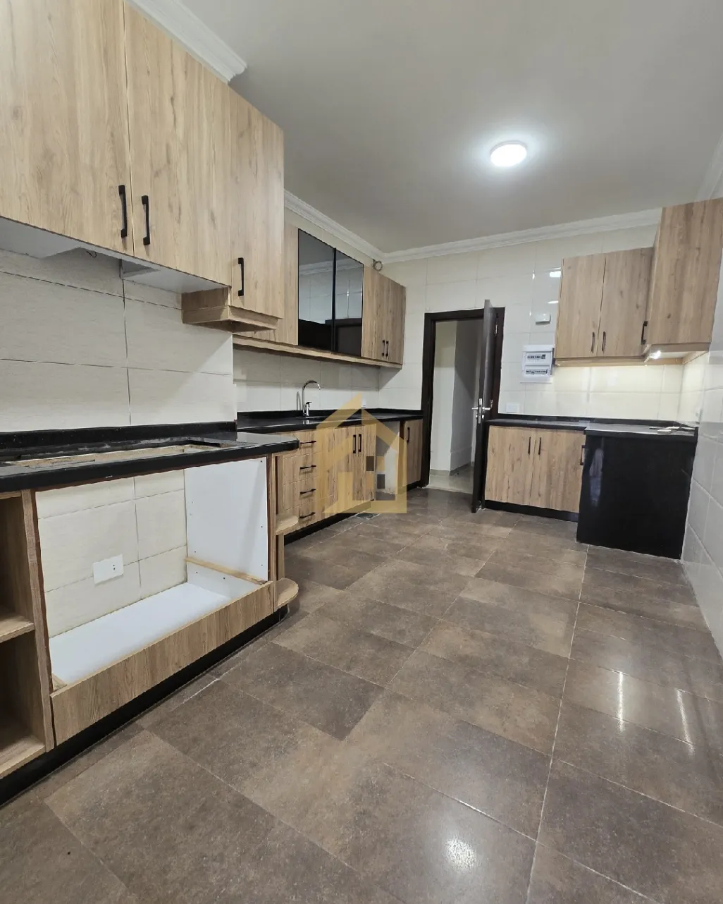 Apartment for rent in Hadath, Lebanon
