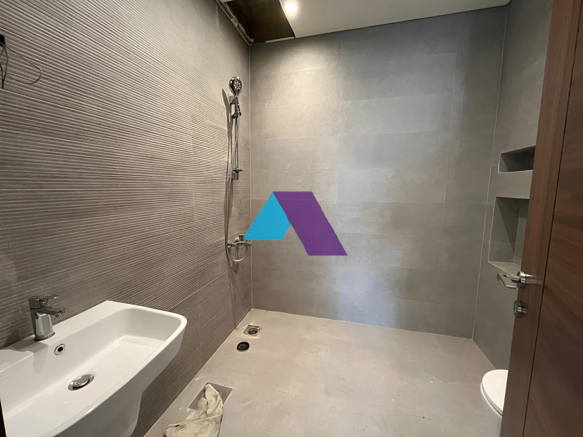 Apartment for Sale in Bsalim