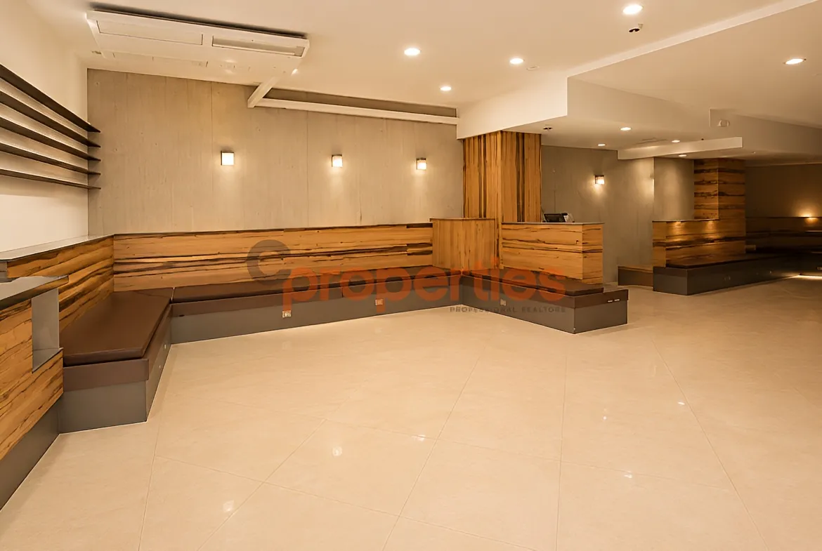 Shop for Rent in Verdun