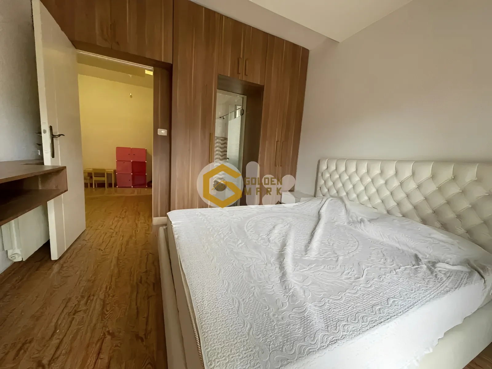 Apartment for Sale in Ballouneh - 3 bed, 4 bath