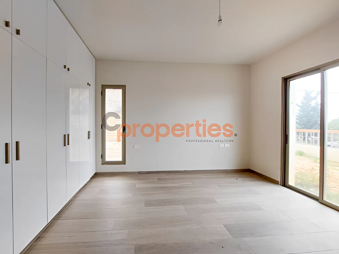 Apartment for Sale in Ain Saadeh