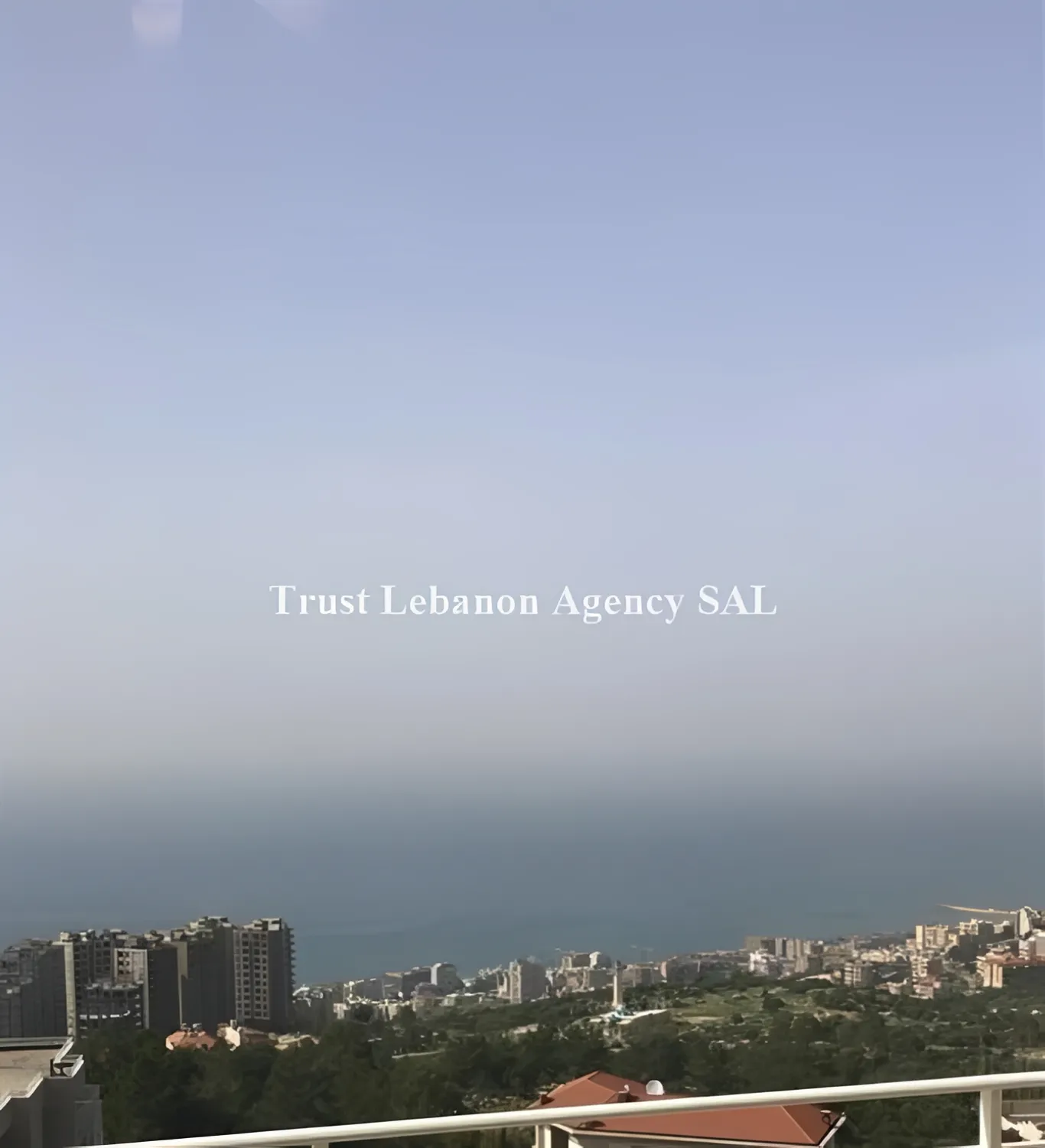 Roof for Sale in Dohat El Hoss - 5 bed, 4 bath