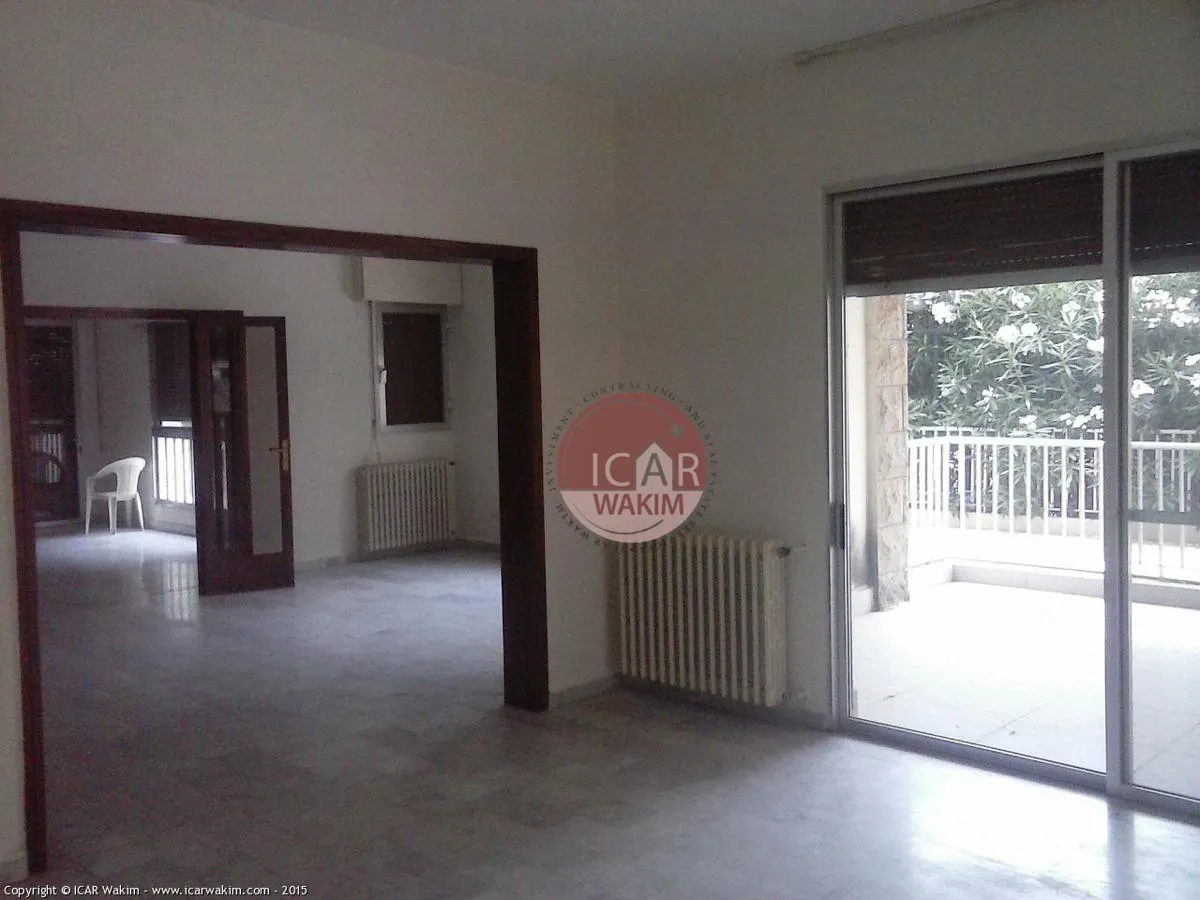 Apartment for Sale in Ballouneh