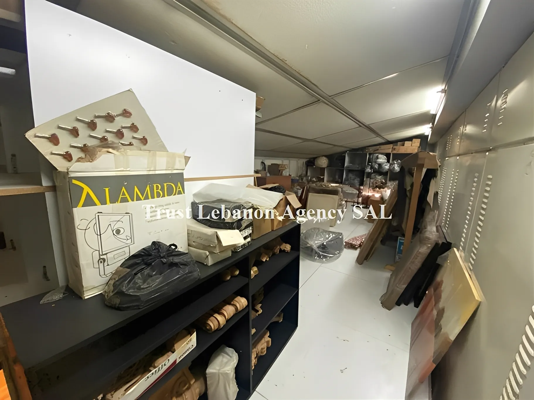 Showroom for rent in Metn, Dbayeh