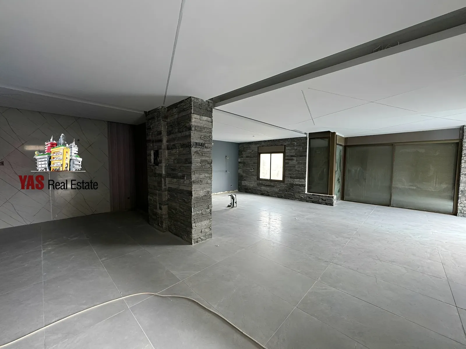 Apartment for Sale in Ballouneh - 3 bed, 3 bath