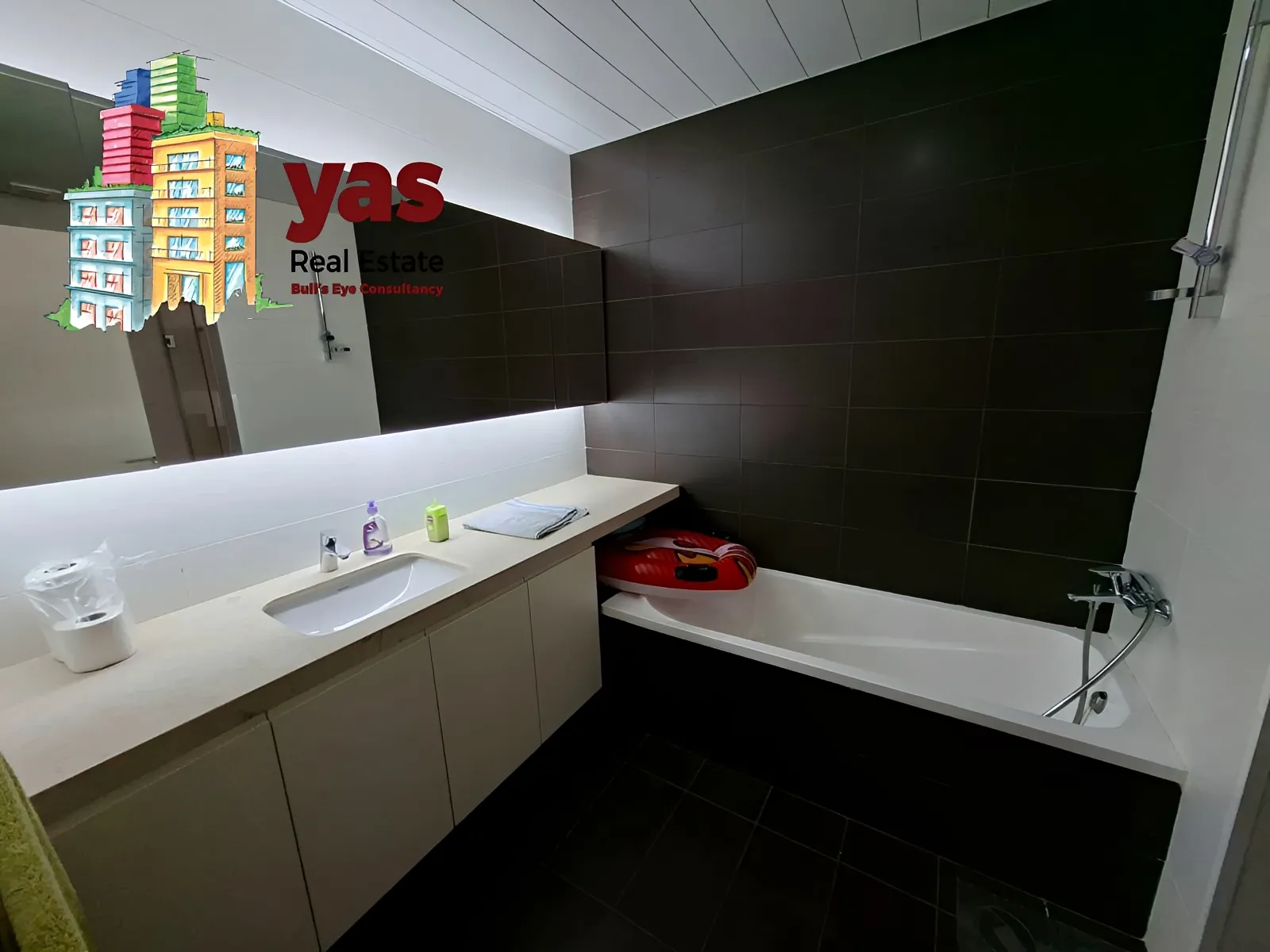Apartment for Rent in Ajaltoun