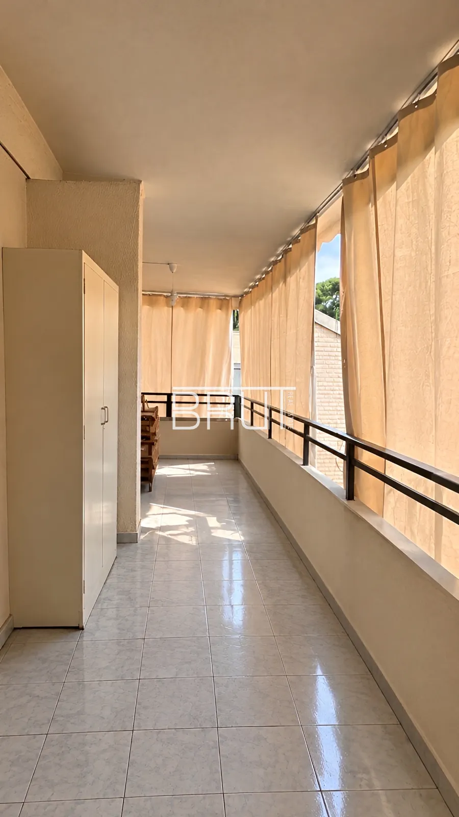Apartment for sale in Ain El Rihaneh