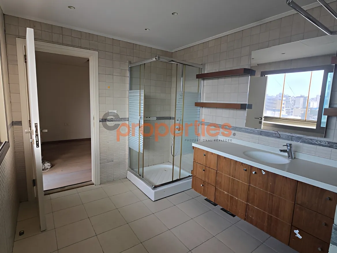 Apartment for Rent in Forn El Chebbak