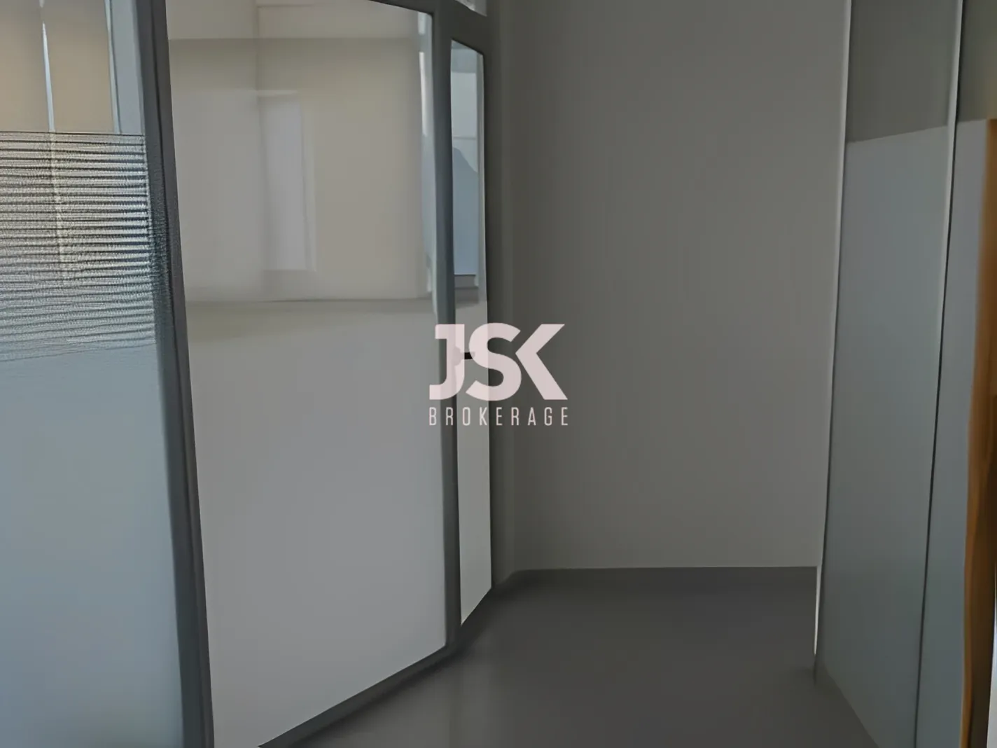 Office for Rent in Sin El Fil