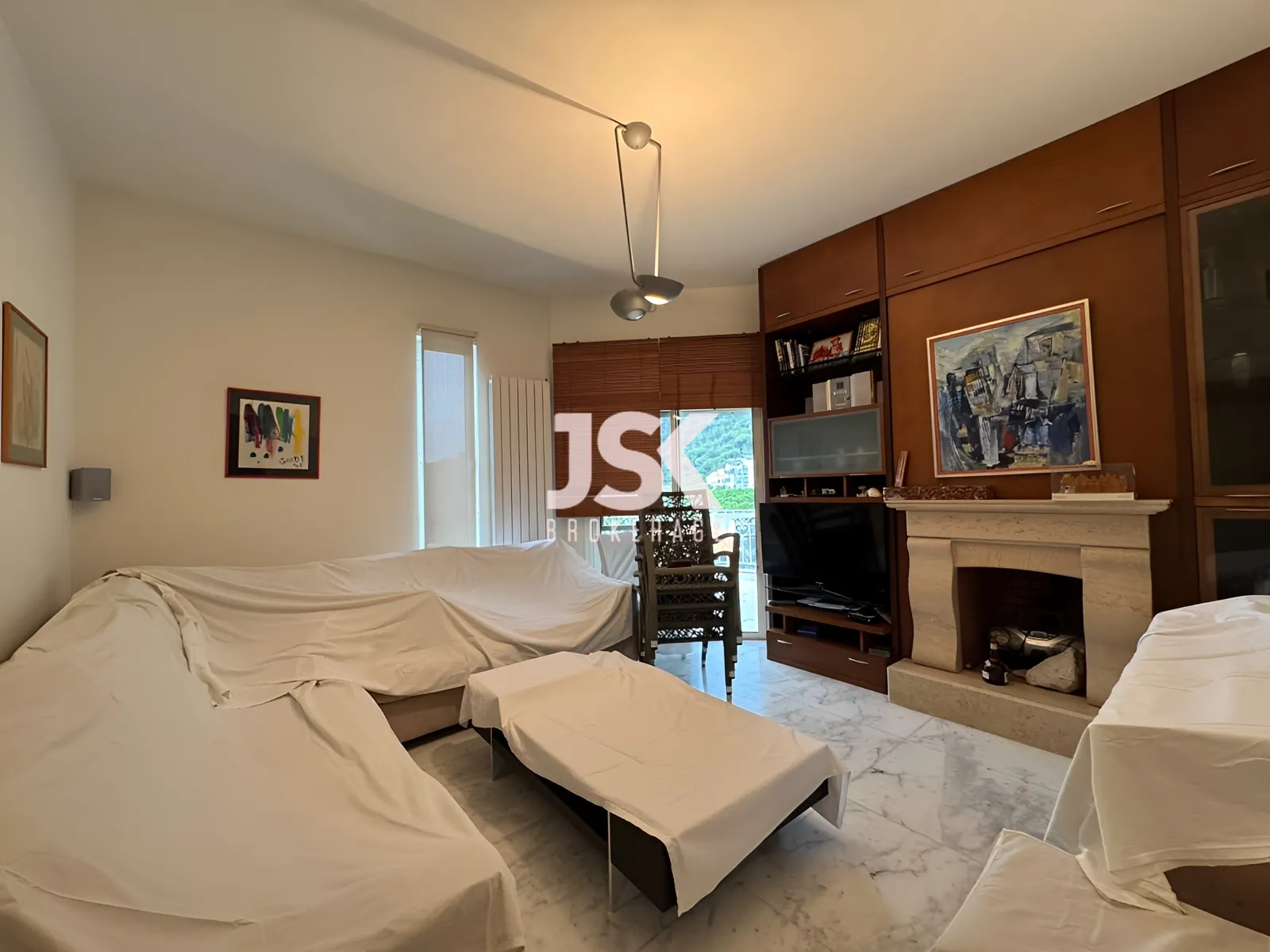 Apartment for Sale in Broummana - 3 bed