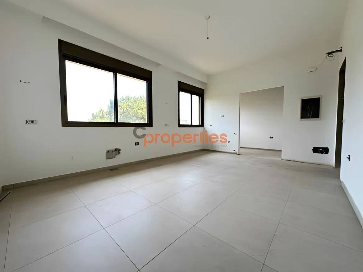 Apartment for Sale in Mtaileb