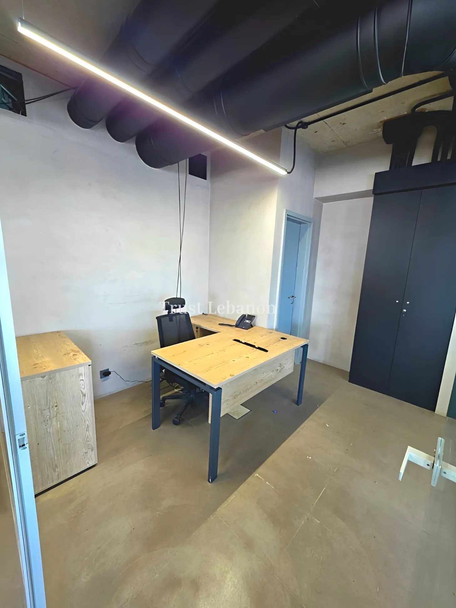 Office for rent in Sin El Fil, Lebanon