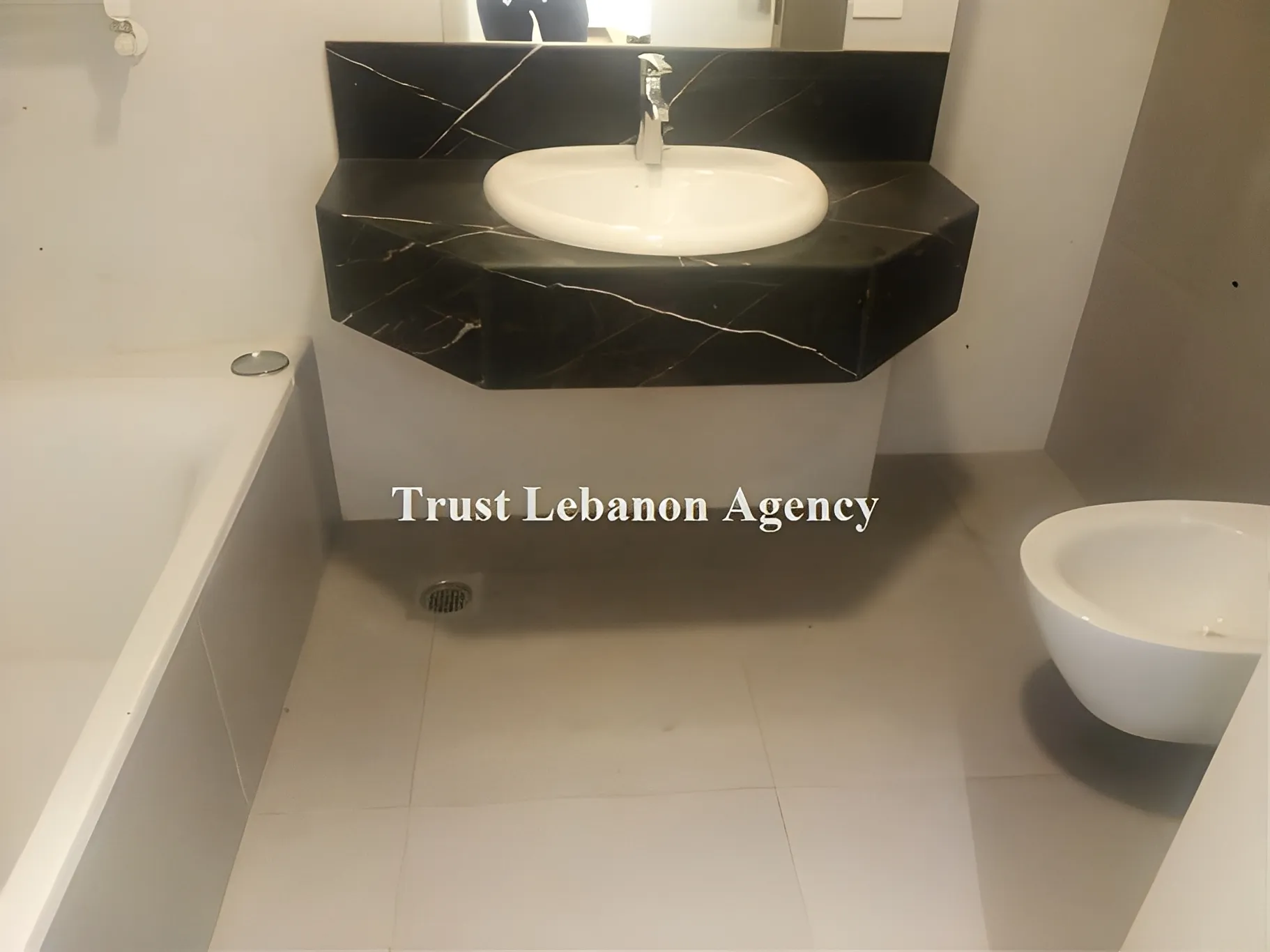 Apartment for Rent in Achrafieh Sodeco - 3 bed, 4 bath
