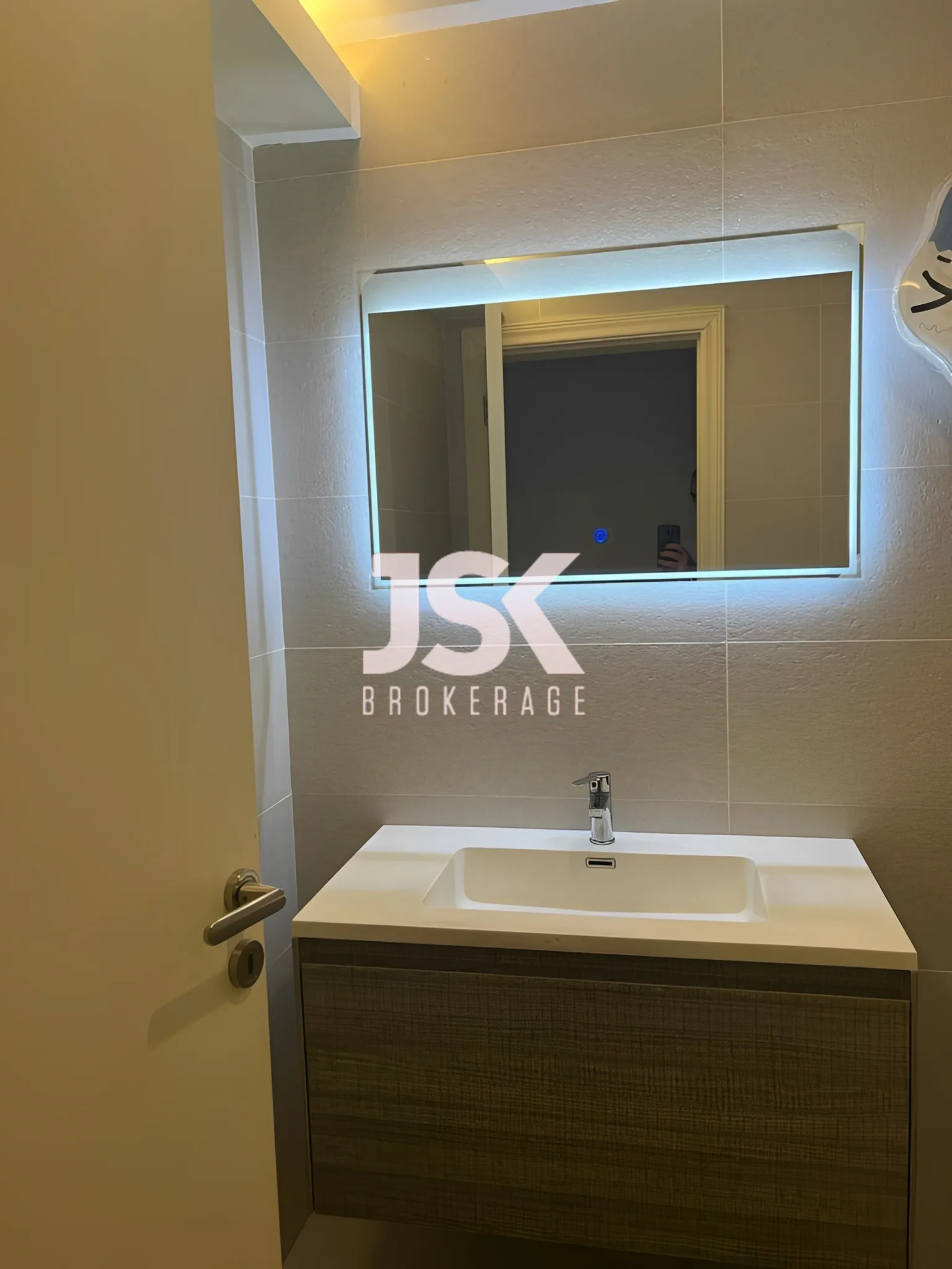 Apartment for Sale in Montiverdi, Lebanon - 3 bed, 4 bath
