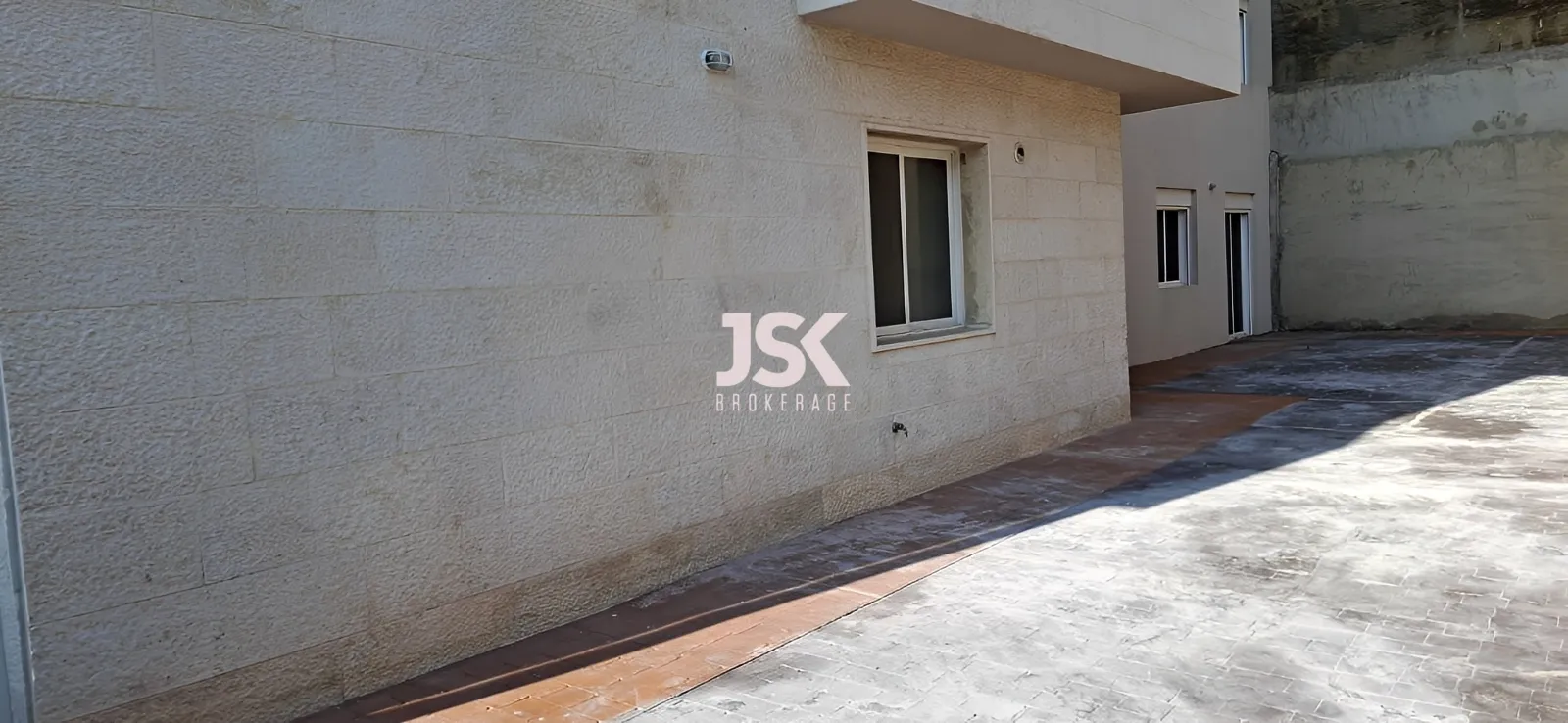 Apartment for Sale in Qennabet Broummana