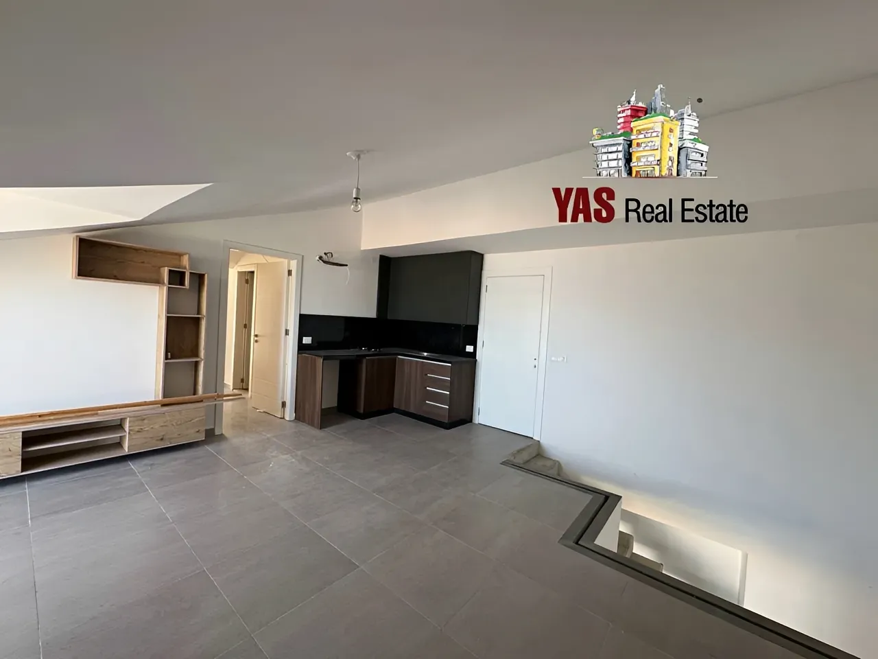 Apartment for Sale in Ballouneh