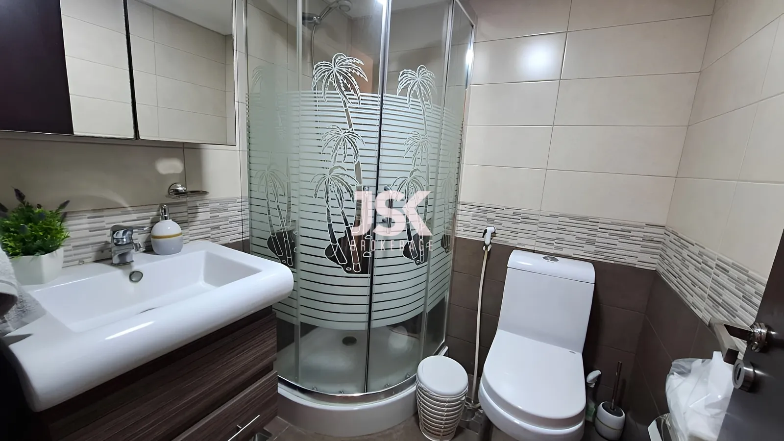 Apartment for Sale in Aamchit