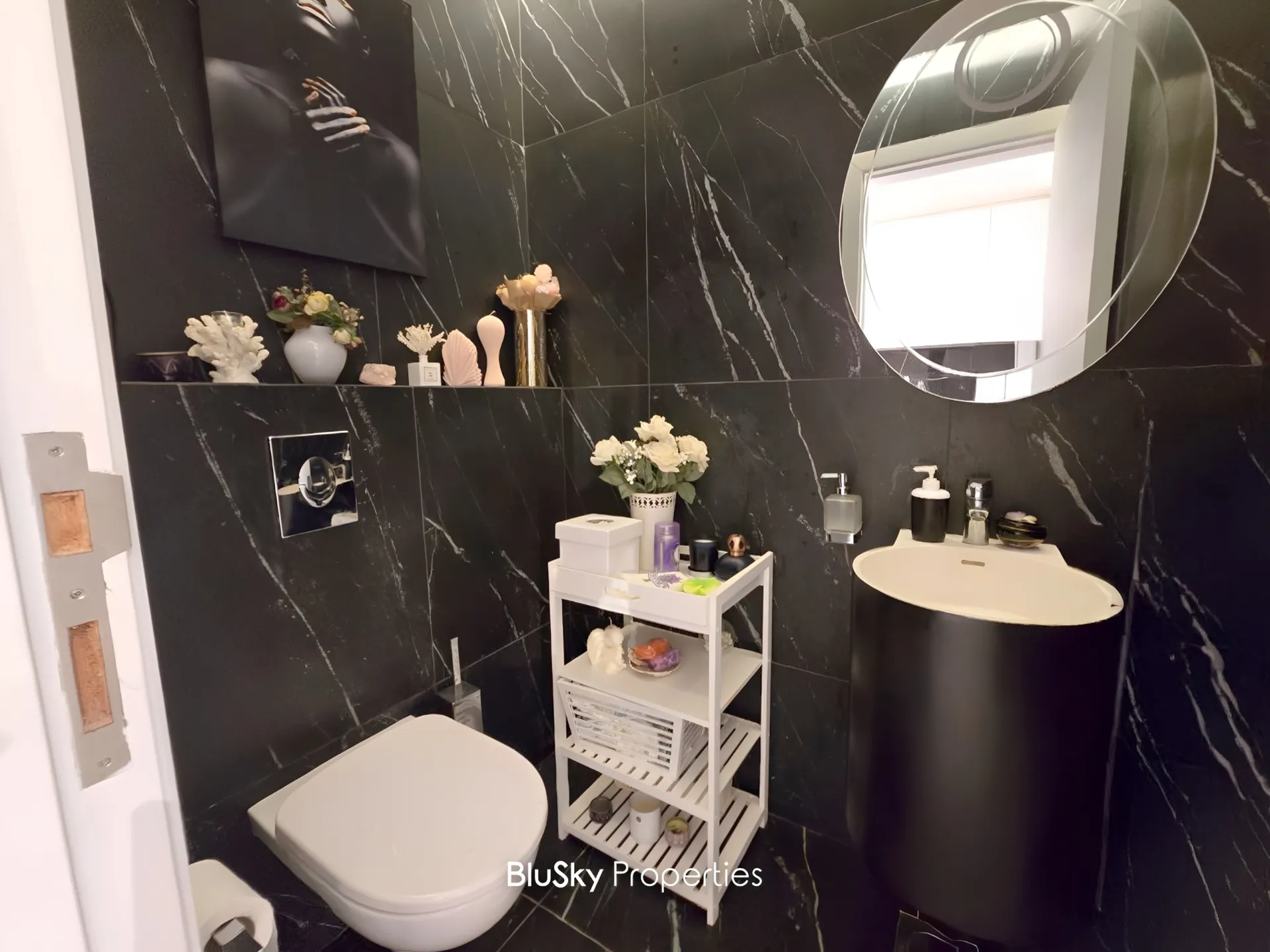 Apartment for sale in Mansourieh, lebanon