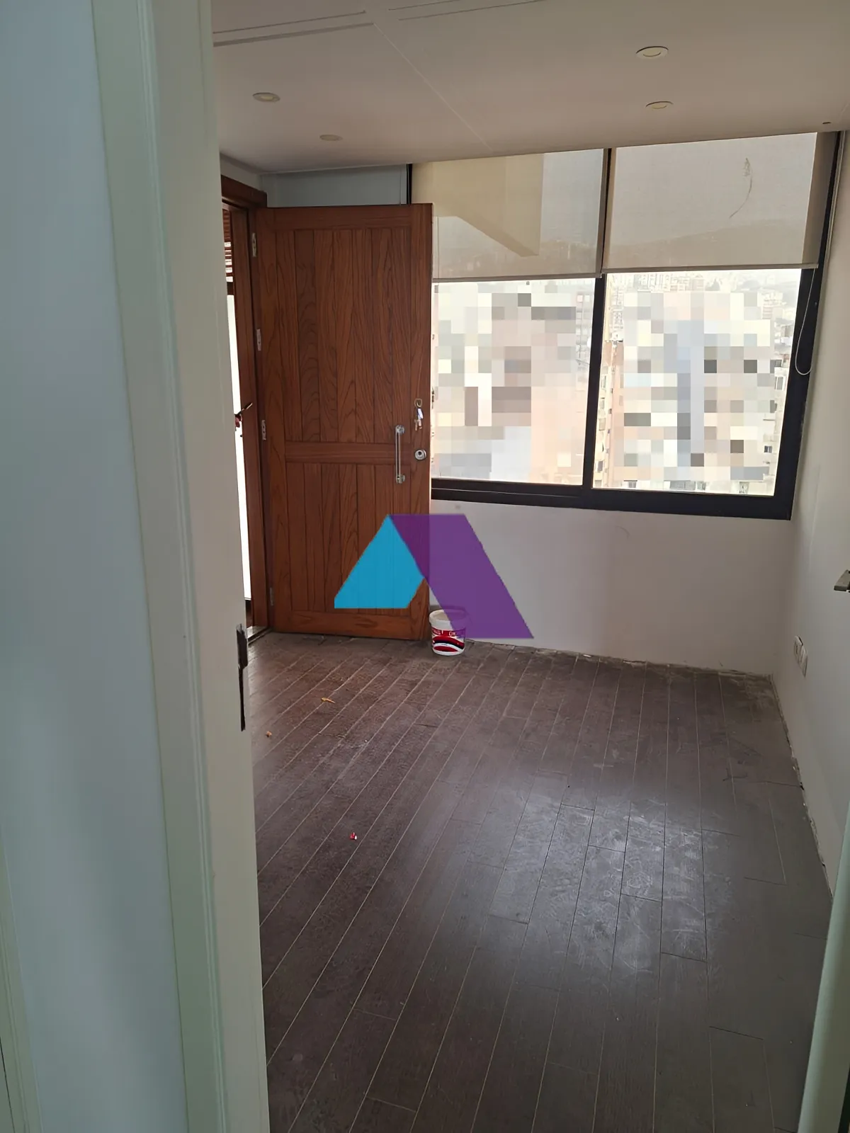 Office for Sale in Zalqa