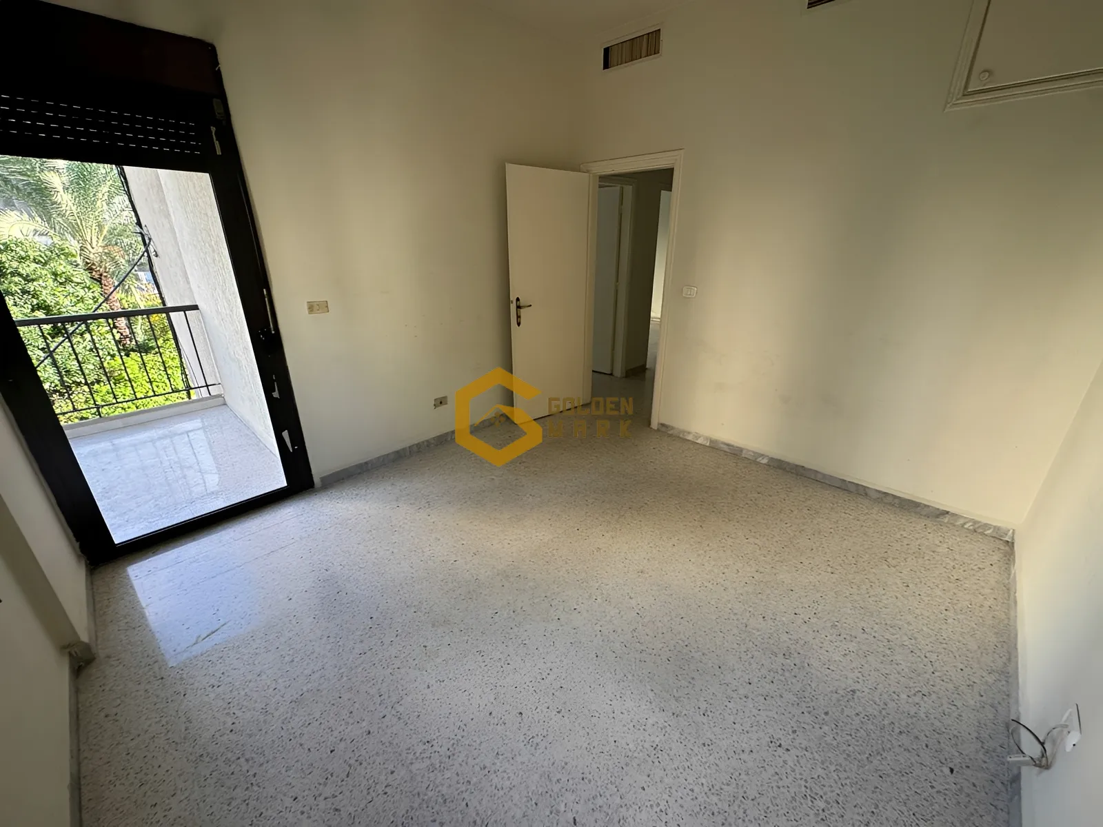 Apartment for Sale in Jdeideh