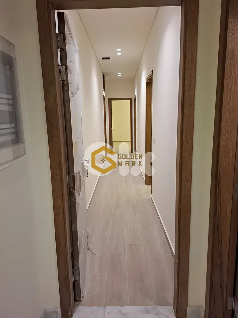 Apartment for Sale in Adma w Dafnah - 3 bed, 4 bath
