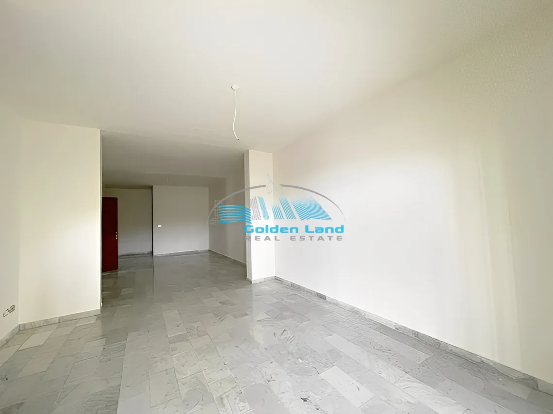 Apartment for Sale in Mazraat Yachoua, Lebanon - 2 bed, 2 bath