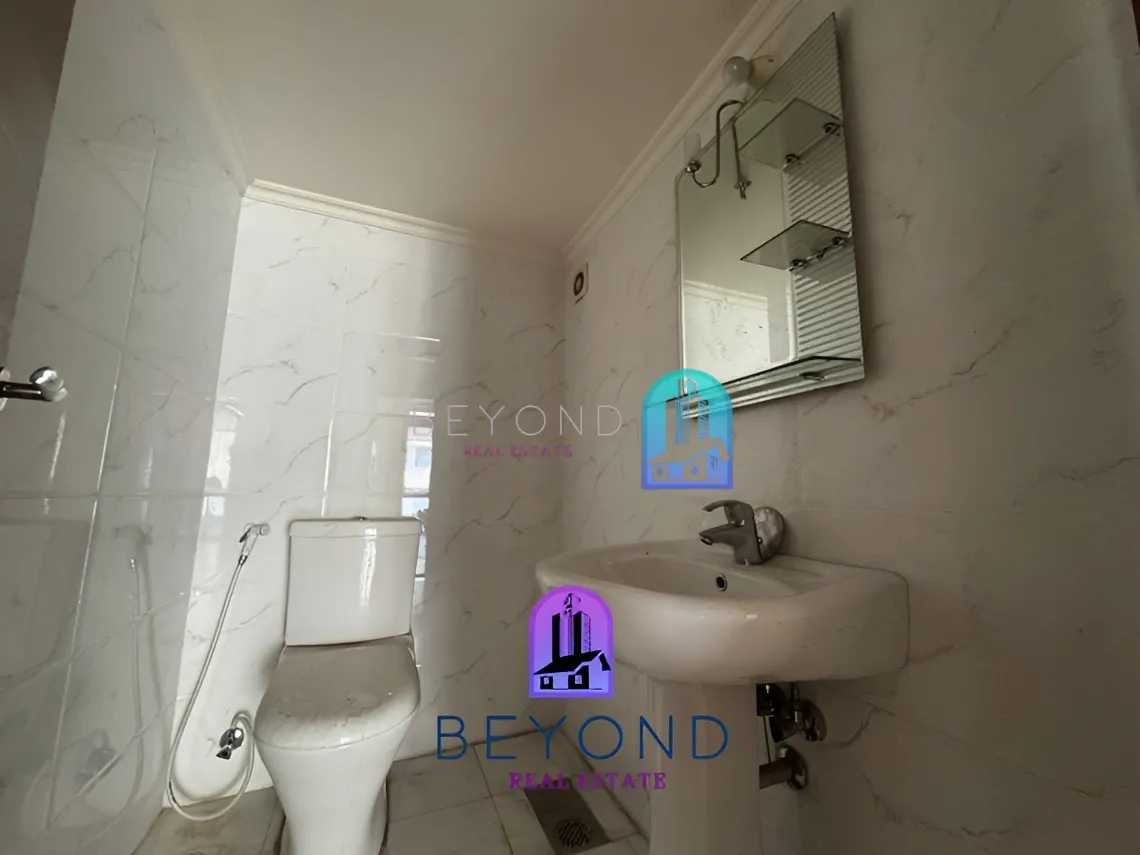 Apartment for rent in Ras Al Naba'a