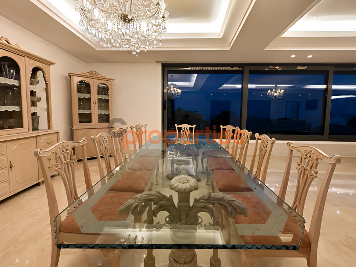 Apartment for sale in Ramleh Al Bayda, Beirut, Lebanon - 4 bed, 6 bath