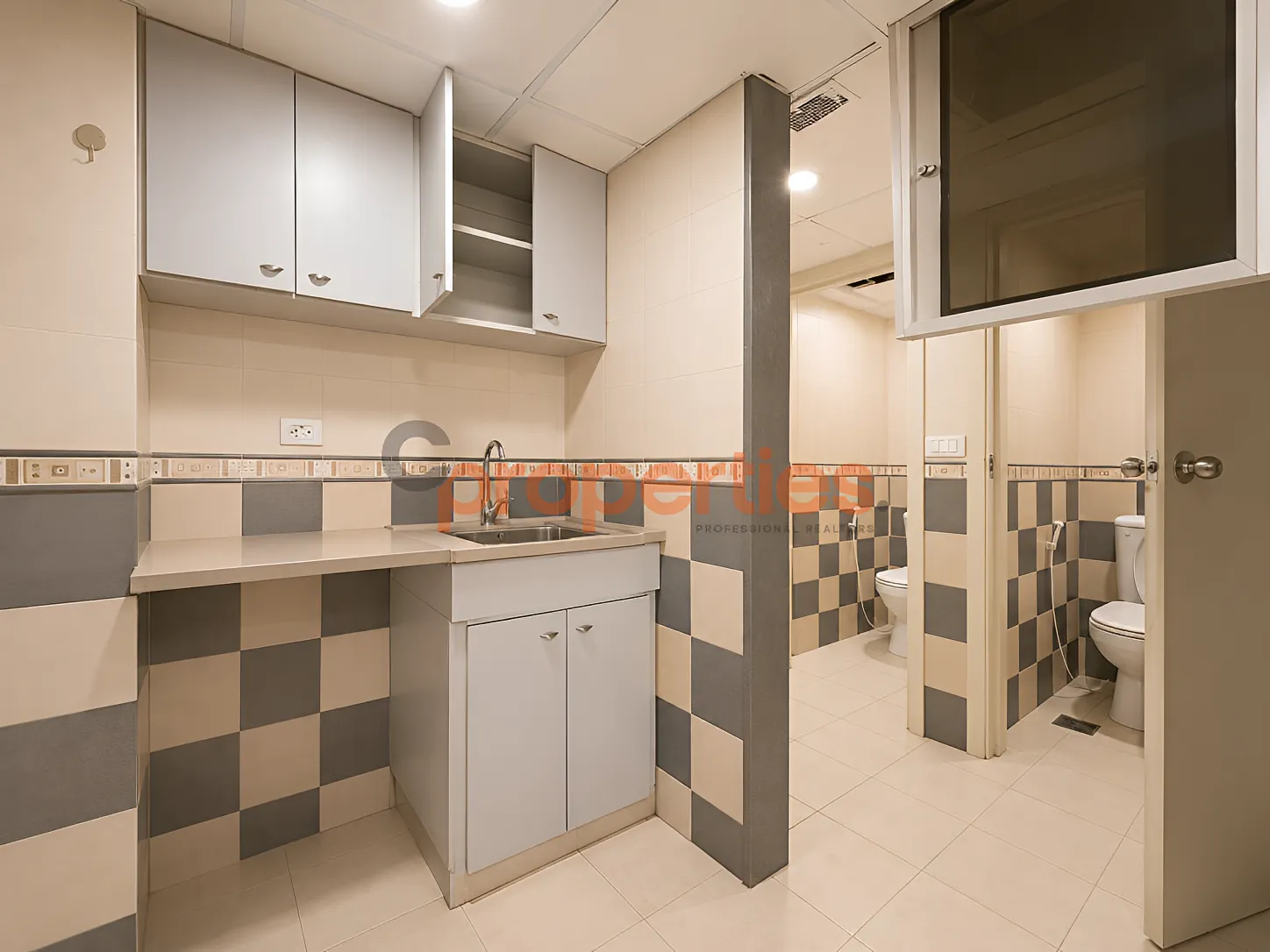 Office for rent in Hamra, Beirut, Lebanon