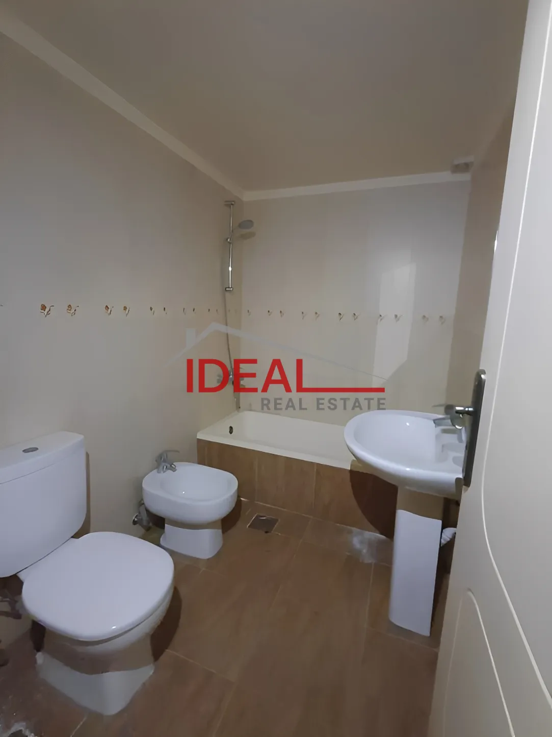 Apartment for Sale in Ijdabra, Lebanon