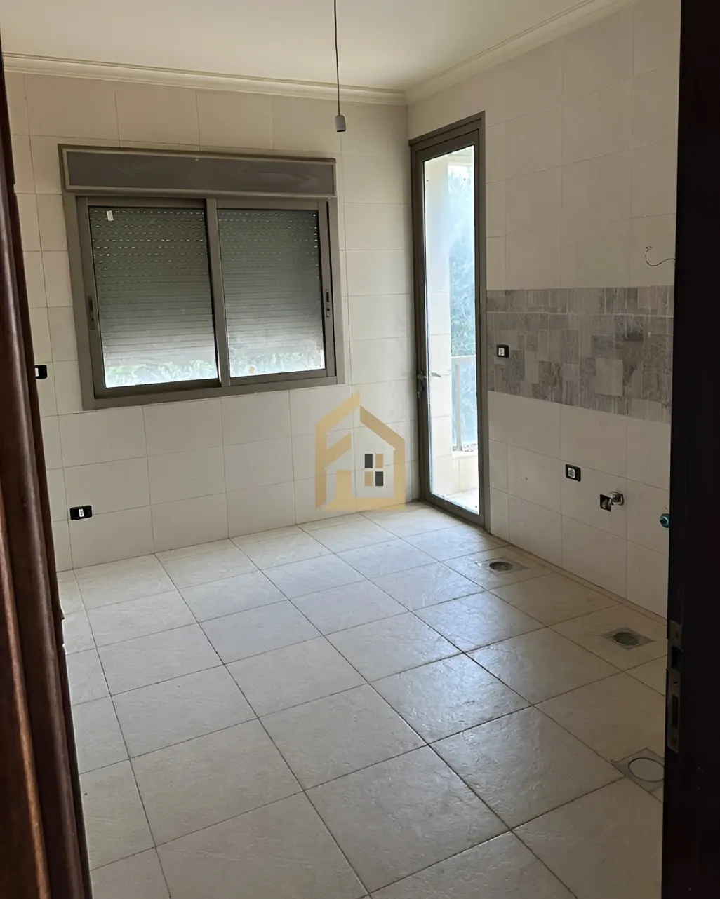 Apartment for sale in Ballouneh, Lebanon