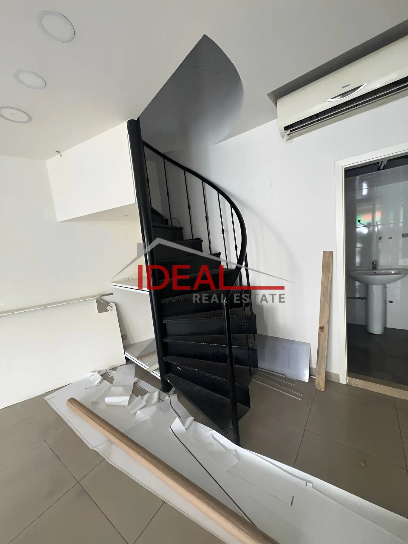 Shop for rent in Sarba, Lebanon