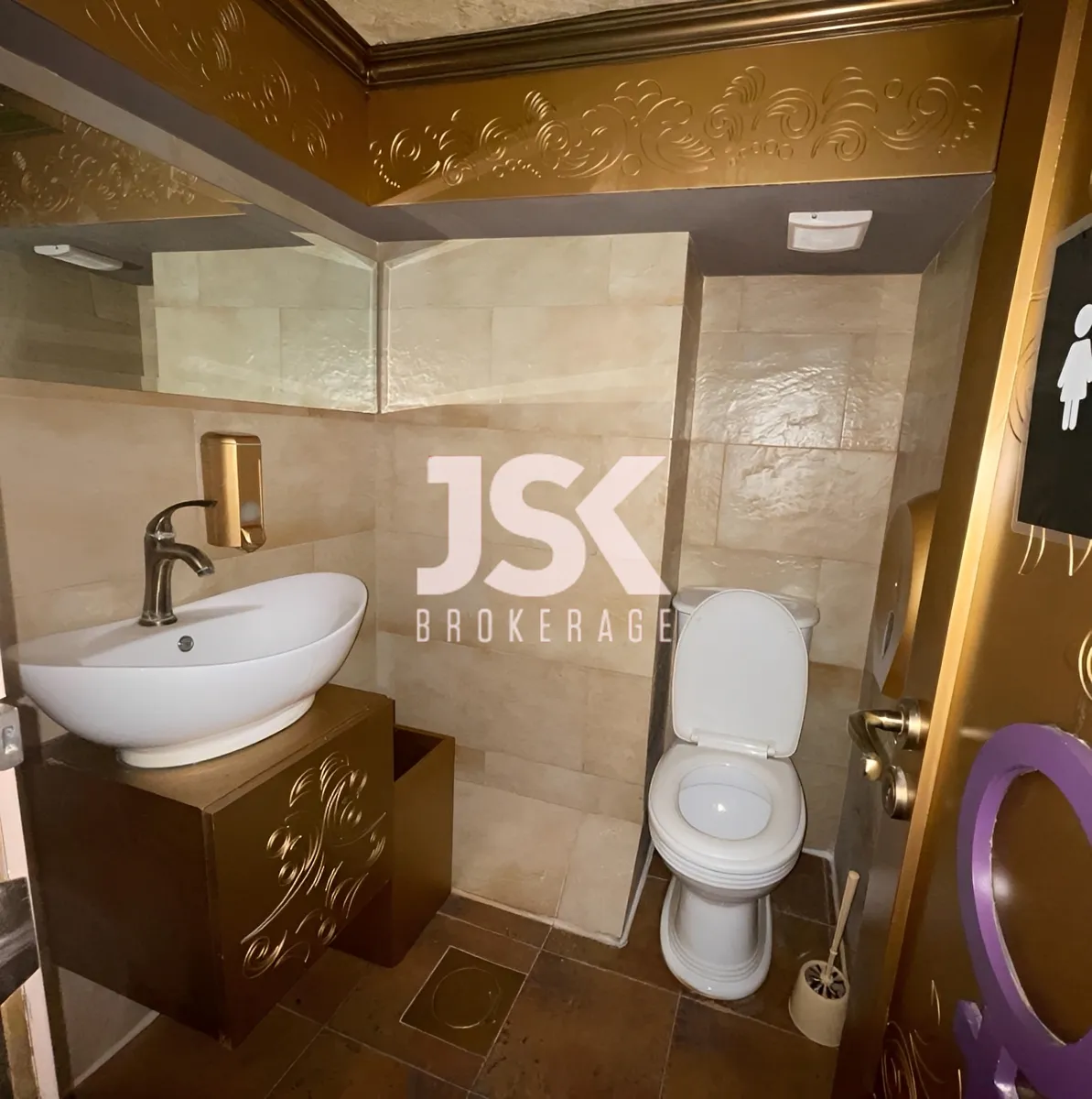 Shop for rent in Byblos