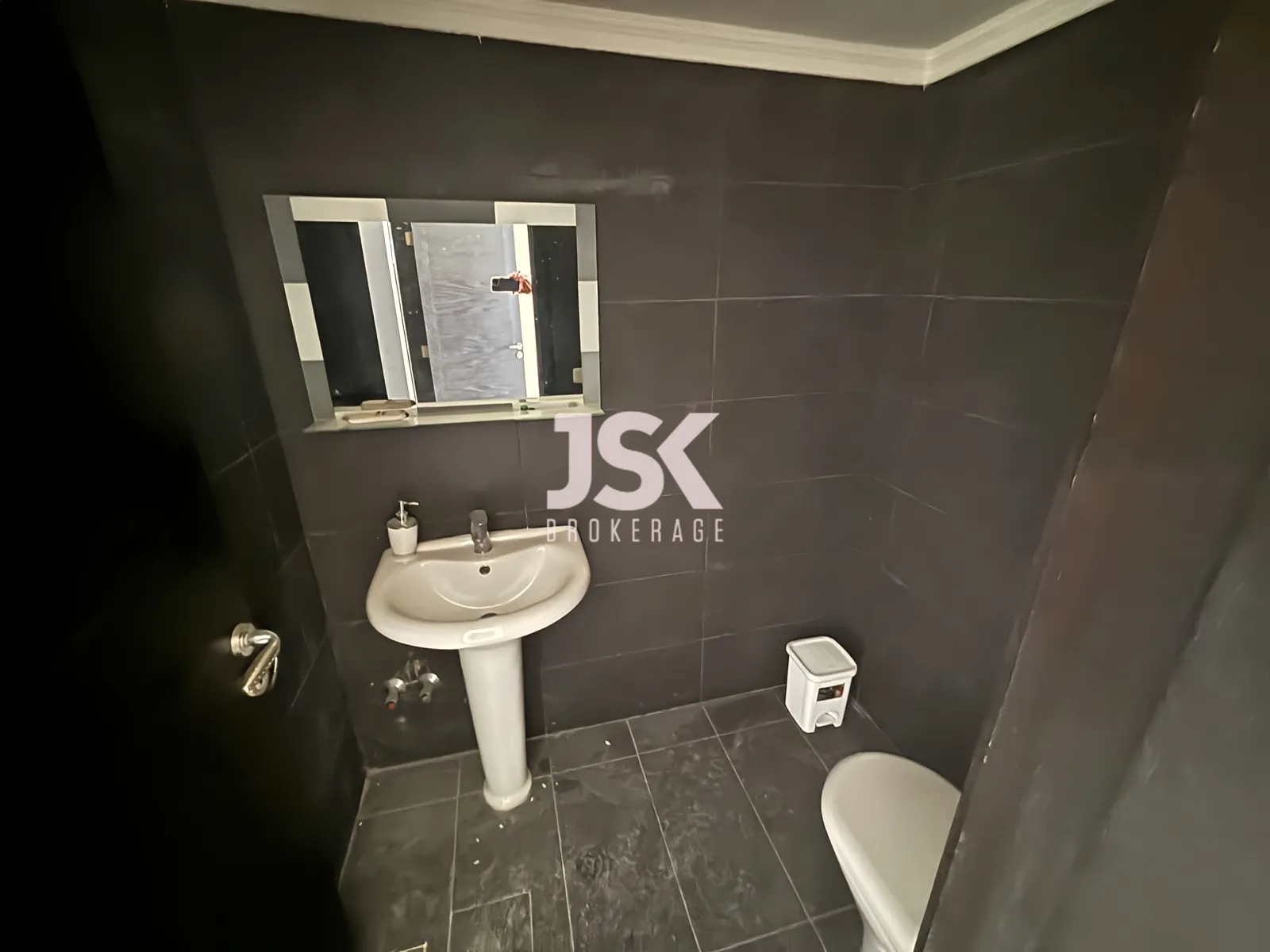 Office for Rent in Zalqa