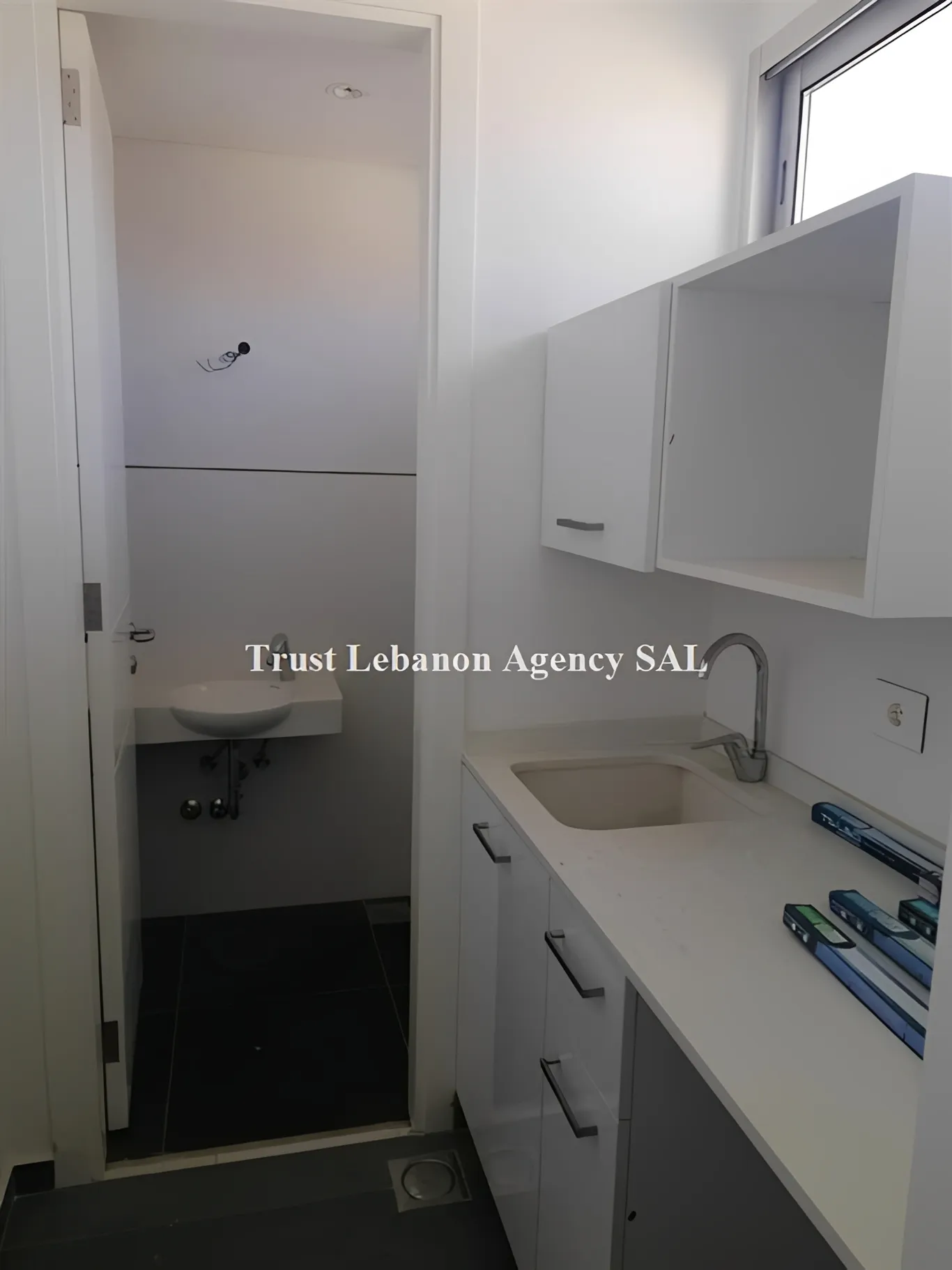 Office For Rent in Metn, Horsh Tabet