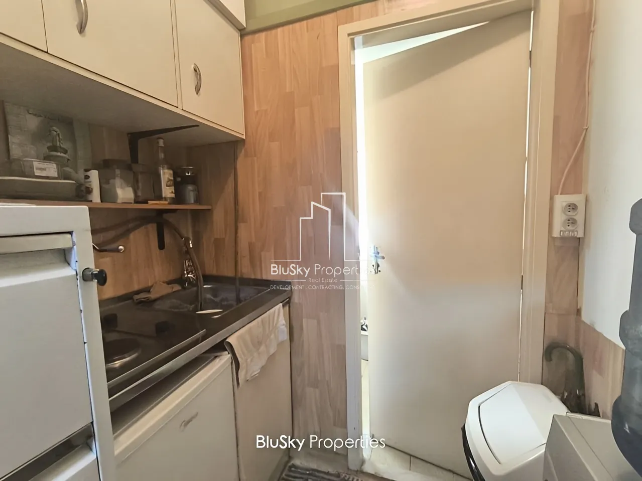 Office for sale in Jal El Dib