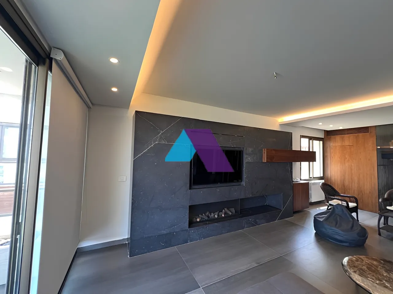 Apartment for Sale in Mansourieh - 4 bed, 6 bath