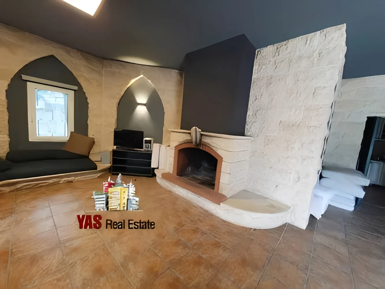 Land for Sale in Ajaltoun