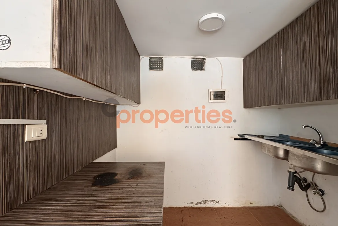 Shop for Rent in Aaoukar