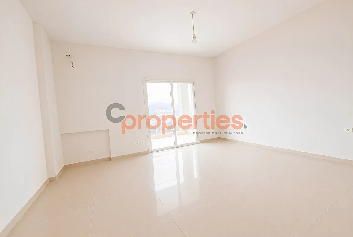 Apartment for Sale in Ballouneh
