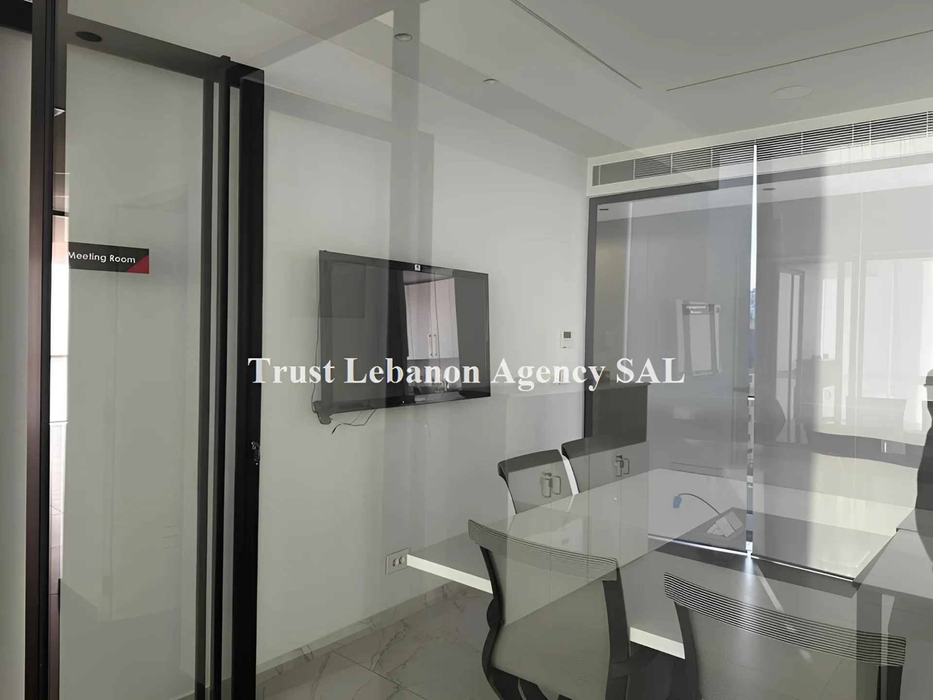 Office for sale in Baabda, Sin El Fil