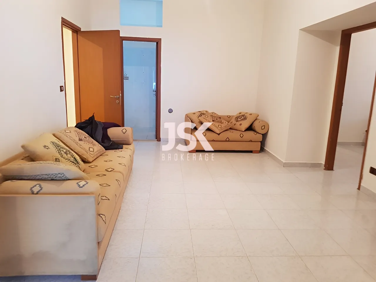 Building for Sale in Fatqa